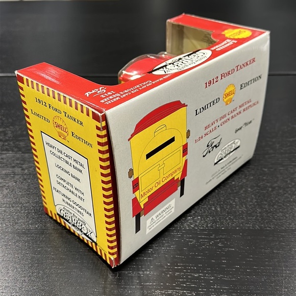 Shell Motor Oil Co. Vintage 1912 Ford Car Coin Bank - Picture 4 of 12